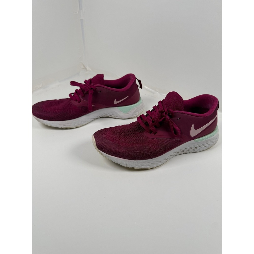 Nike Running Shoes Womens 9 Berry Odyssey React Flyknit 2 AH1016-600 Athletic